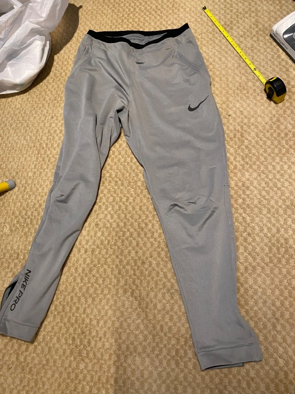 Nike Pro Fleece Mens medium Training Pants Gray Dri-Fit Sweatpants CZ2203-073